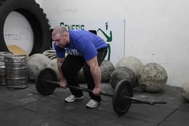 Levantamento Terra com Barra Axle