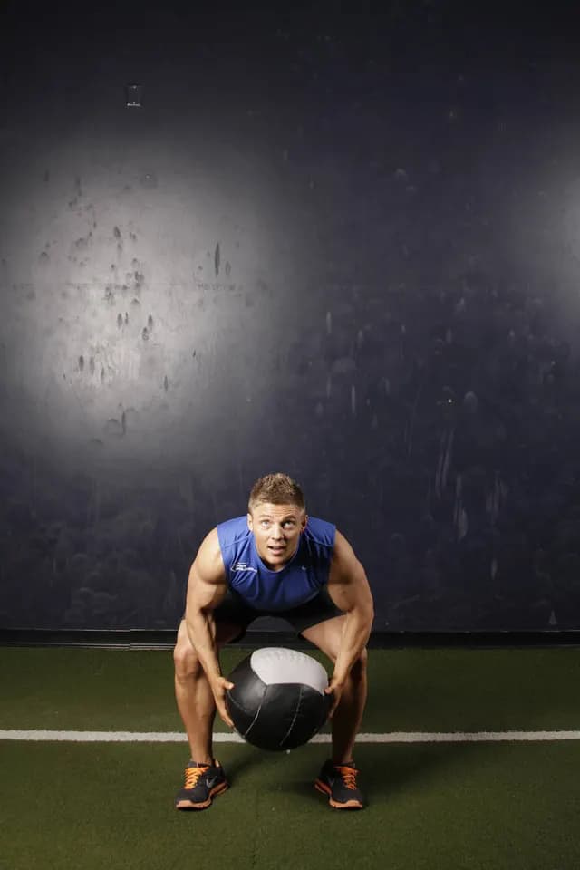Arremesso de Medicine Ball para Trás