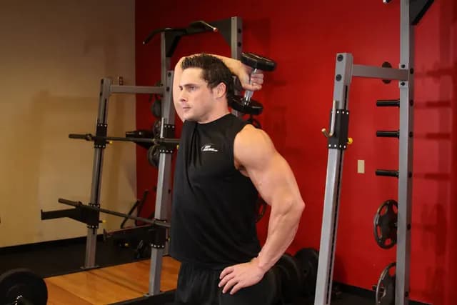Tríceps Francês Unilateral com Halter