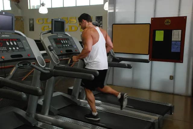 Corrida Leve na Esteira