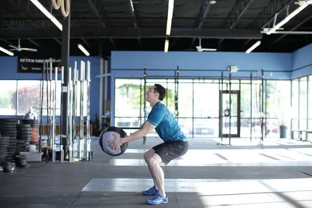 Arremesso para Trás com Medicine Ball