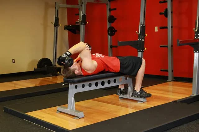Tríceps Testa Unilateral com Halter - Pegada Supinada