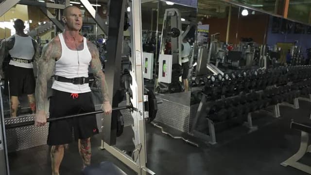 Power Clean Suspenso no Smith Machine