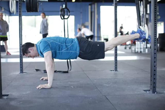 Abdominal Reverso no TRX