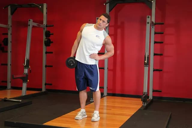 Flexão Lateral de Tronco com Halter